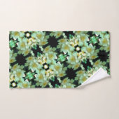 Wild White Rambling Rozen Floral Pattern Bad Handdoek (Handdoek)