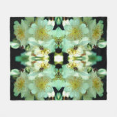 Wild White Rambling Rozen Floral Pattern Fleece Deken (Voorkant (Horizontaal))