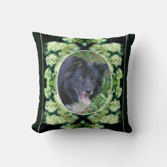 Wild White Roses Creëer Uw Eigen Huisdier Foto Kussen (Voorkant)