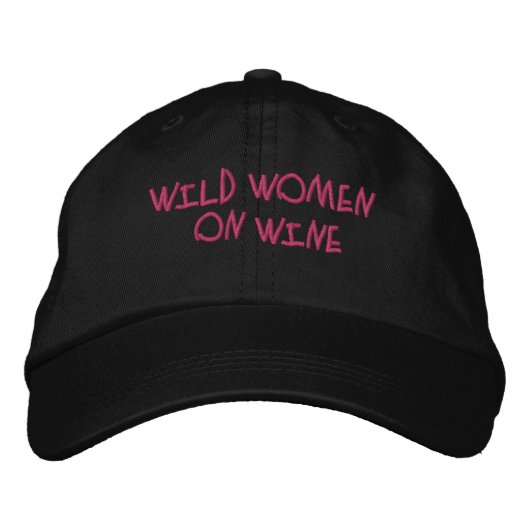 Wild Women on Wine Embroidered Hat Geborduurde Pet (Voorkant)