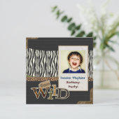 Wild Zebra Safari Zoo Verjaardag Fotouitnodiging Kaart (Staand voorkant)