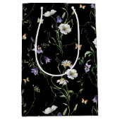 Wildbloemen en vlinders op zwart medium cadeauzakje (Voorkant)