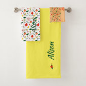 Wildbloemen groen wit rood naam bad handdoek (Insitu)