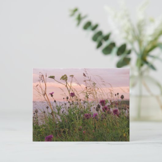 Wildbloemen in Dusk Briefkaart (Staand voorkant)