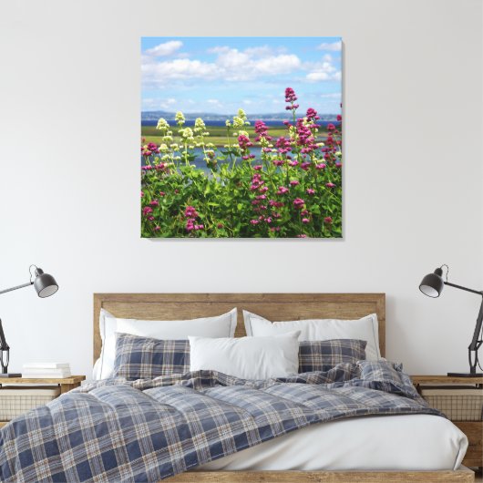 Wildbloemen in Ierland Canvas Afdruk (Insitu (Slaapkamer))