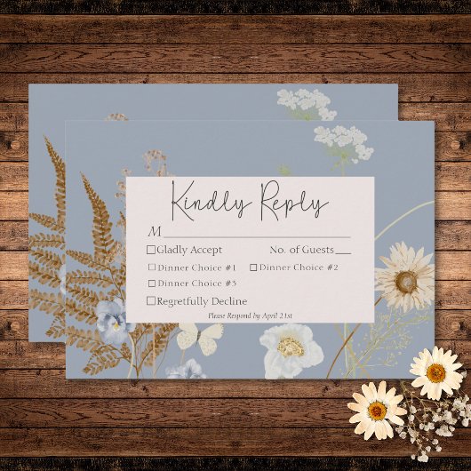 Wildbloemen op Dusty Blue Wedding Three Dinner RSVP Kaartje
