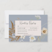 Wildbloemen op Dusty Blue Wedding Three Dinner RSVP Kaartje (Voorkant)