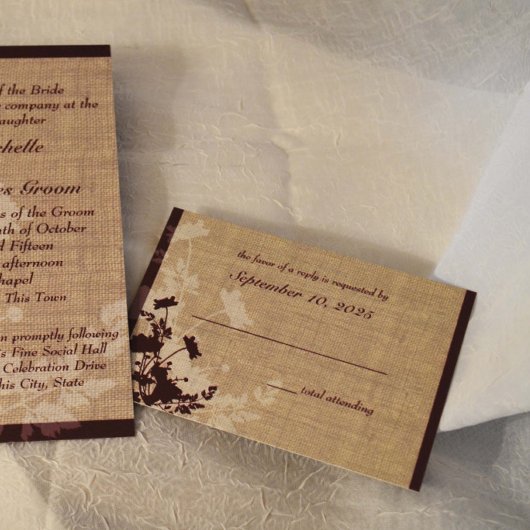 Wildbloemigen en Burlap Huwelijksreactie RSVP Kaartje