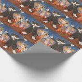 Wildboy kijkt naar het muziekinpakpapier cadeaupapier (Hoek)