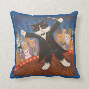 WILDBOY KIJKT OM DE MUZIEKPILLOW KUSSEN