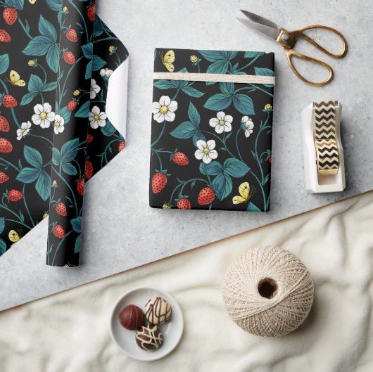 Wilde aardbeien rood/geel/blauw/zwart cadeaupapier (Crafts)