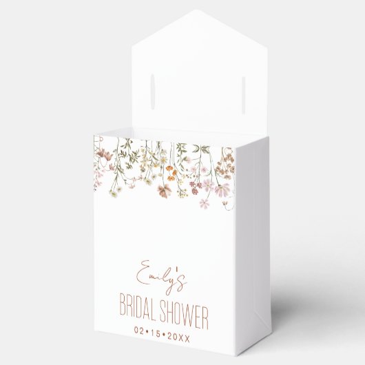 Wilde Bloem Boho Bruidsdouche In Bloeiende Tuin Bedankdoosjes (Geopend)