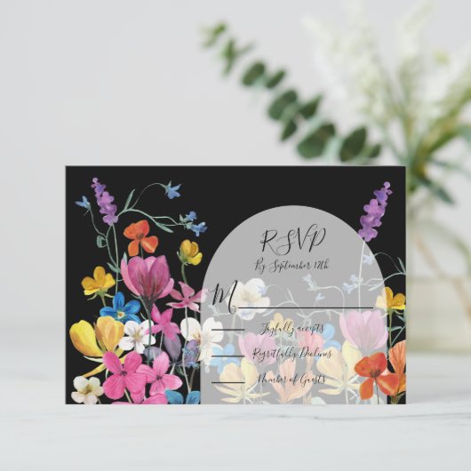 Wilde bloem Dark Meadow responskaarten RSVP (Staand voorkant)