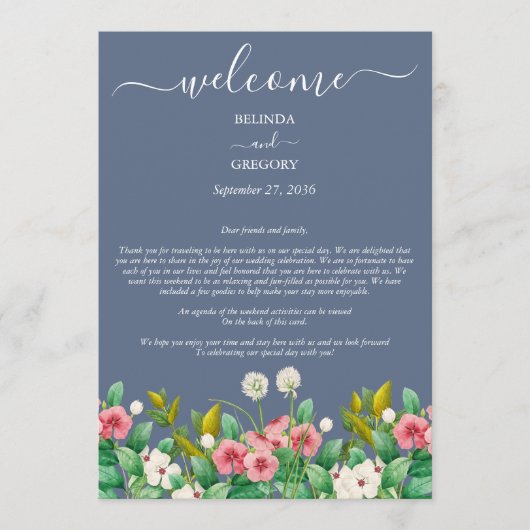 Wilde bloem Periwinkle Dusty Blue Wedding Itinerar Programmakaart (Voorkant)
