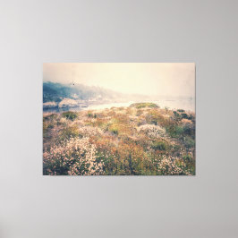 wilde bloemen aan de kust canvas afdruk