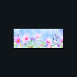 Wilde bloemen canvas afdruk<br><div class="desc">wilde bloemen op een zonnige dag</div>