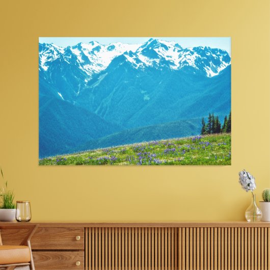 Wilde bloemen en bergen canvas afdruk (Insitu (Woonkamer))