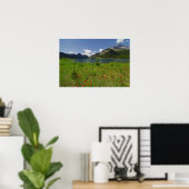 Wilde bloemen en bergen poster (Thuiskantoor)