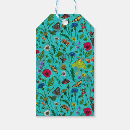 Wilde bloemen en motten op blauwgroen cadeaulabel (Voorkant)