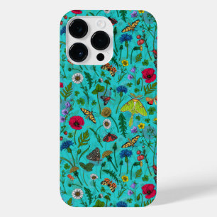 Wilde bloemen en motten op blauwgroen iPhone 14 pro max hoesje