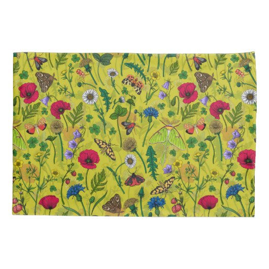 Wilde bloemen en motten op groen kussensloop (Achterkant-Links)