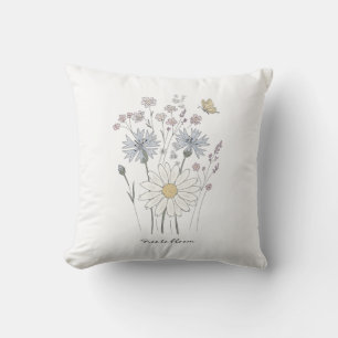 Wilde bloemen en vlinder kussen