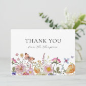 Wilde Bloemen en Vlinders Danken met Overvloed Bedankkaart (Staand voorkant)