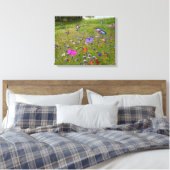 Wilde bloemen en vlinders in het land canvas afdruk (Insitu (Slaapkamer))