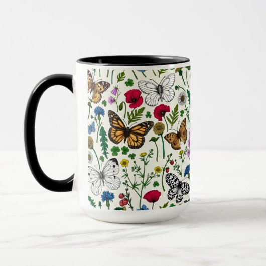 Wilde bloemen en vlinders op wit mok (Links)