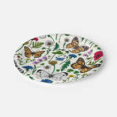 Wilde bloemen en vlinders op wit papieren bordje (Gekanteld)