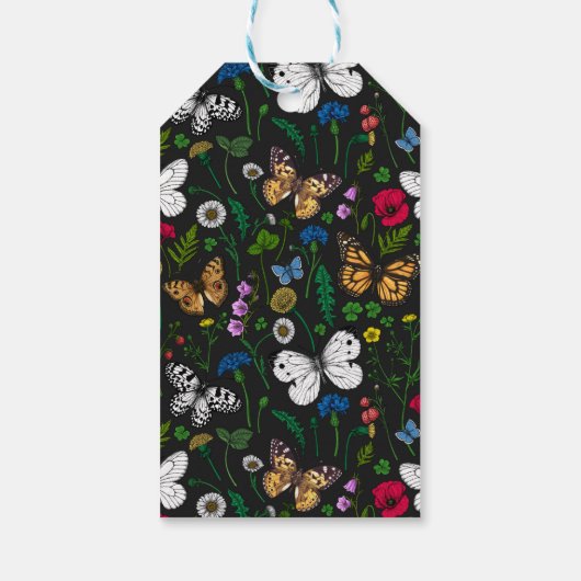 Wilde bloemen en vlinders op zwart cadeaulabel (Achterkant)