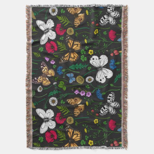 Wilde bloemen en vlinders op zwart deken (Voorkant Verticaal)
