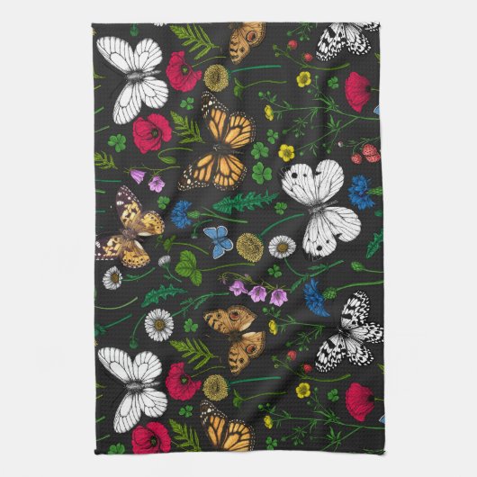 Wilde bloemen en vlinders op zwart theedoek (Verticaal)