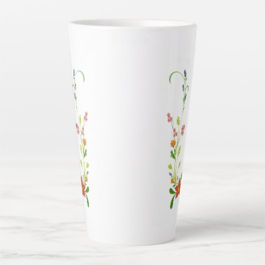 Wilde bloemen mok van latte koffie (Voorkant)