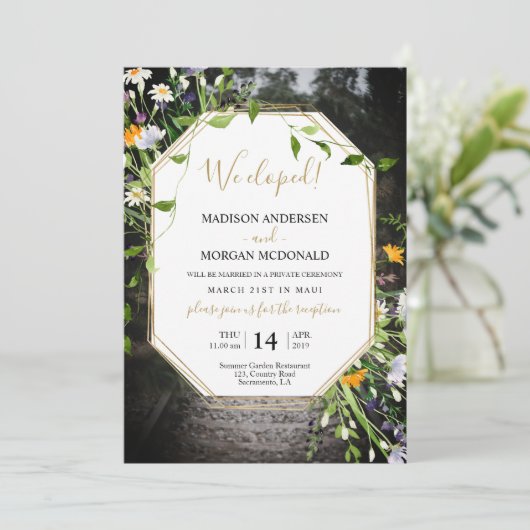 Wilde bloemen Ontvanger Foto uitnodiging (Staand voorkant)