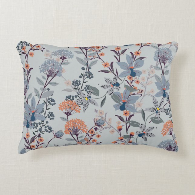 Wilde bloemen op blauw, botanisch patroon. accent kussen (Voorkant)