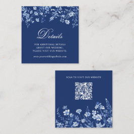 Wilde bloemen op Frans blauwe huwelijksdetails QR- Informatiekaartje
