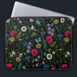 Wilde bloemen op zwart laptop sleeve<br><div class="desc">Met de hand geschilderd collectie van diverse wilde bloemen.</div>