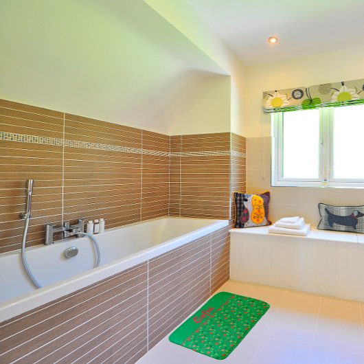 Wilde bloemen papavergroen badmat