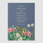 Wilde bloemen Periwinkle Dusty Blue Wedding Vellum Uitnodigingen (Voorkant)