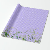 Wilde Bloemenrand Op Paarse Gingham Cadeaupapier (Uitgerold)