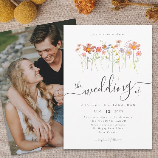 Wilde Bloemenweide Boho Elegante Script Foto Kaart