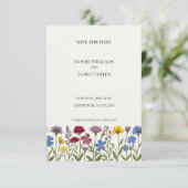 Wilde bloemenweide Save The Date-kaart Date (Staand voorkant)