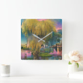 Wilde boom op zonsondergang door de vijver vierkante klok (Huis)