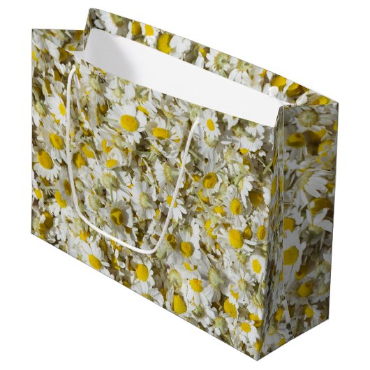 Wilde daisies patroon groot cadeauzakje (Voorkant Gekanteld)