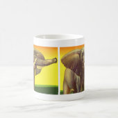  wilde dieren, Afrikaanse olifant met zonsondergan Koffiemok (Center)