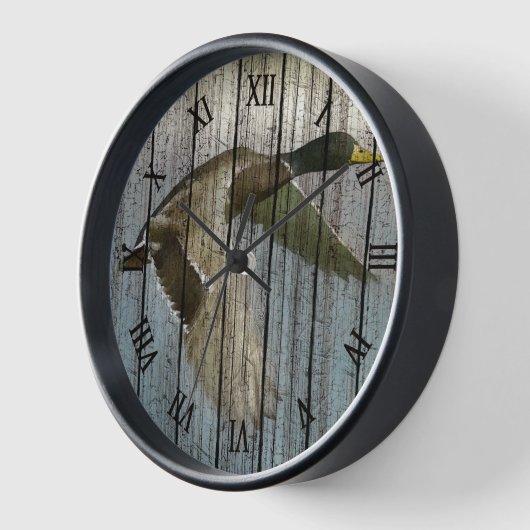 Wilde Duck in Flight on Weathered Wood Pattern (Hoek)