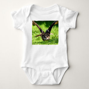 Wilde Eagle Owl in volle vlucht Romper