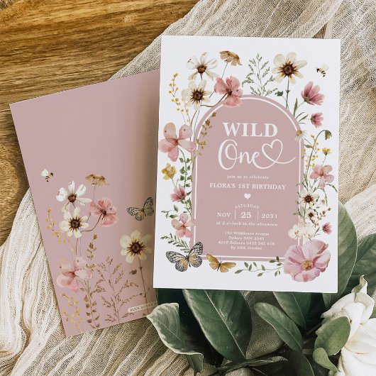 Wilde Eén: Gedempte Blush Wilde Bloem 1e Verjaarda Kaart