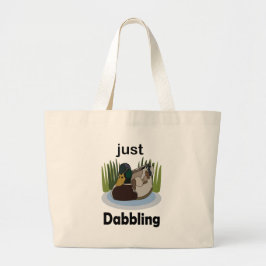 Wilde Eend Dompelt Zich In Zwembad Feestje Grote Tote Bag